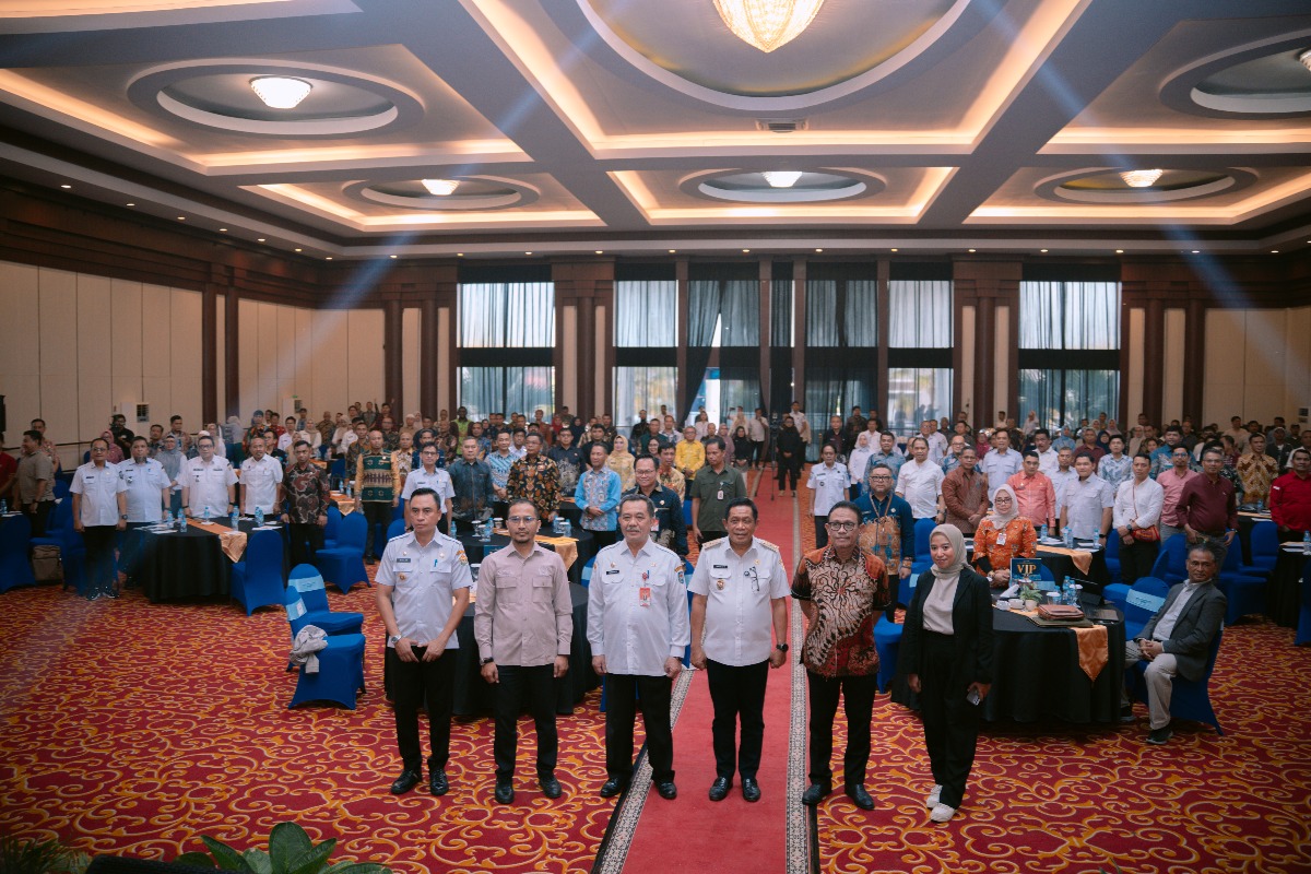 Rapat Koordinasi Regional Monitoring dan Evaluasi Pelaksanaan Program Direktif Presiden